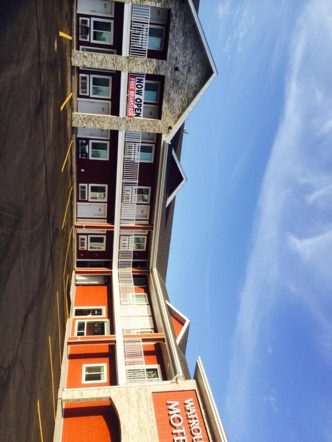 Super 8 By Wyndham Watrous Motel Eksteriør bilde